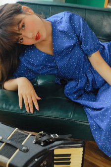 我女朋友母亲的朋友给她介绍对象
